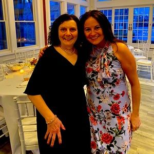 Worn 1x, too big for me now. Perfect for a special occasion.